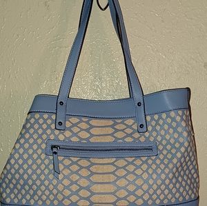 Woman's Tote Bag ( new)